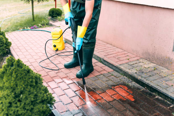 Why Choose Our Certified Pressure Washing Experts for Your Project Needs in Dasher, GA?